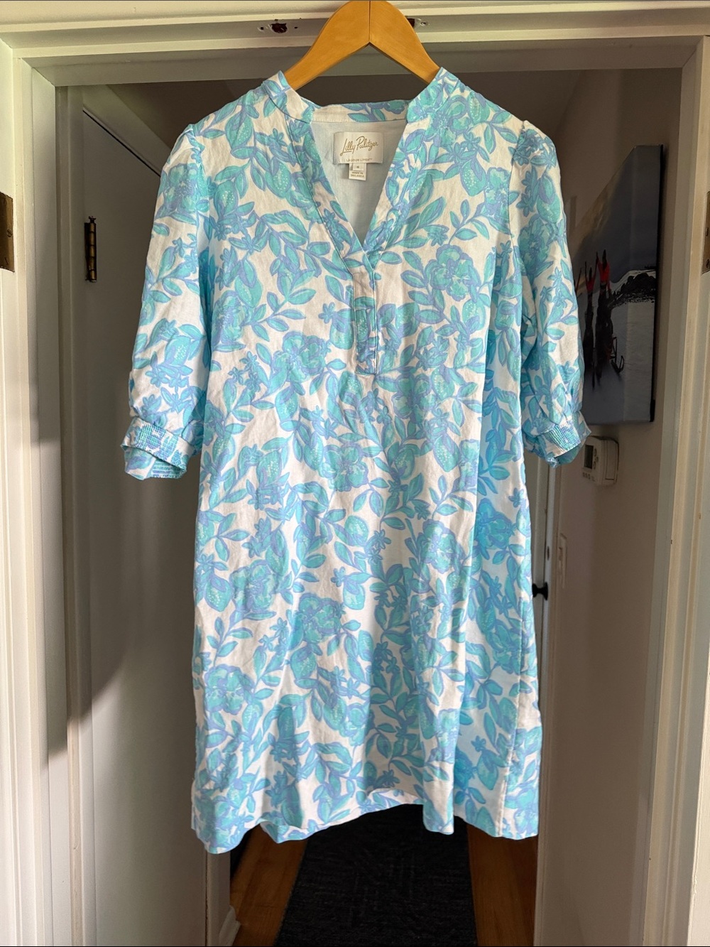 Lilly Pulitzer White Tunic Shirt with Light Blue Floral Print